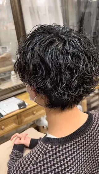 ミディアム パーマ メンズ メンズStylist 山根慧のヘアスタイル