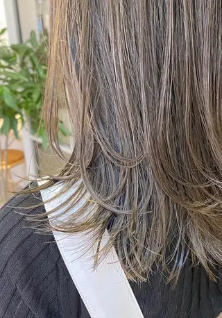 ミディアム レイヤーカット Kinoのヘアスタイル