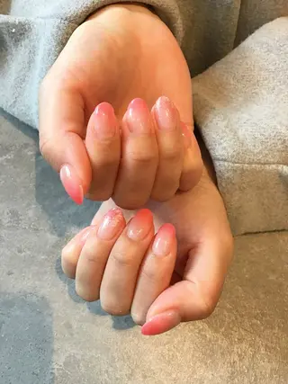 ネイル Nest 岩崎のネイルデザイン