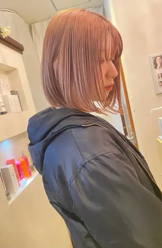 ショート カラー grand juteのヘアスタイル