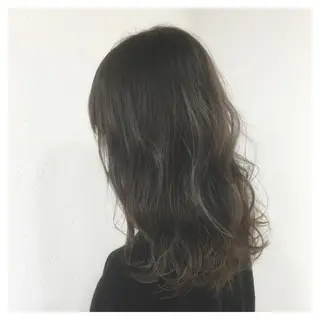 ロング カラー biscohair 髪にドラマを。のヘアスタイル