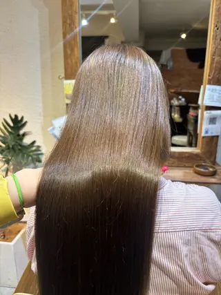 ロング カラー 道添 怜奈のヘアスタイル