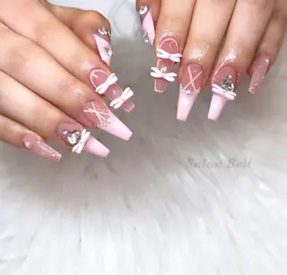 ネイル Bell 富田林店 SAYAKAのネイルデザイン