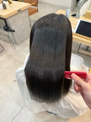 セミロング 髪質改善のプロ🏥 💉五熊航大のヘアスタイル