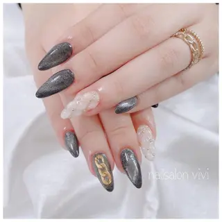 ネイル ＶＩＶＩ nailsalonのネイルデザイン