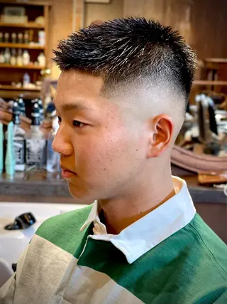 メンズ L.A BARBER SHOP所属・上岡 祐のヘアスタイル