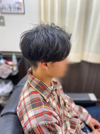 ミディアム メンズ ラヴィニュースタンダードバーバー浜松町店所属・CHIBA RUKIYAのヘアスタイル
