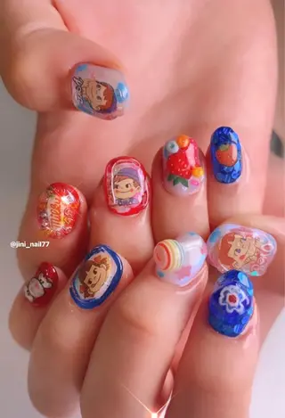 ネイル JINI NAIL所属・ジニ ネイルのネイルデザイン