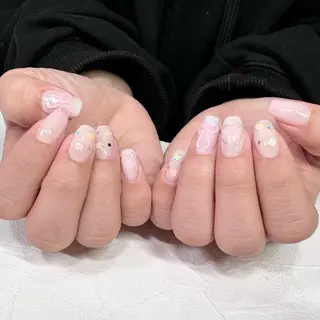 ネイル RIEKO🍒 ワンホン♡推しネイルのネイルデザイン