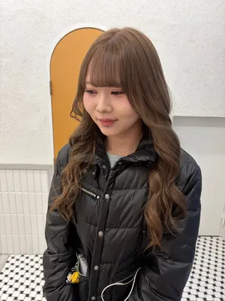 ロング リン🔔ボブ cut ベージュカラー🤎のヘアスタイル