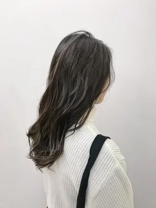 セミロング カラー ブリーチカラー/ 岩破瑞希のヘアスタイル