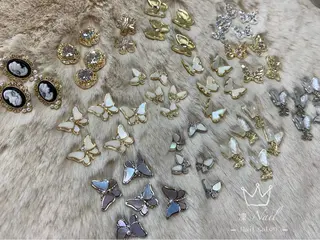 ショート カラー ネイル Lea NAILsalon所属・Le’a NailSalonのネイルデザイン