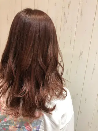 セミロング EARTHセンター南店所属・小笠原 愛美のヘアスタイル