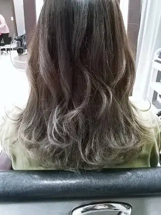 セミロング newi WASHIOのヘアスタイル