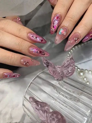 ネイル La neige* yuki 🥯🍑のネイルデザイン