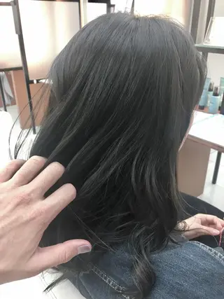カラー N° jillva ♦️川端裕司♦️のヘアスタイル