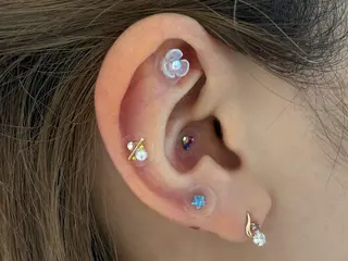 自爪育成専門サロン エムロードゥ池下のネイルデザイン