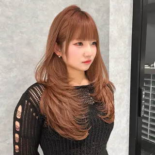 ロング 🥇KEN /レイヤー/艶カラーのヘアスタイル