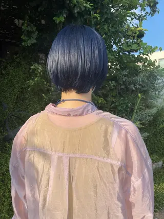 ショート カラー アオキ リノのヘアスタイル