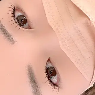 マツエク・マツパ eyelash salon'h所属・松本 光の眉毛・アイブロウイメージ