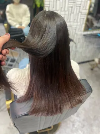 ロング 瀧下 唯のヘアスタイル