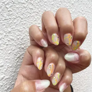 ネイル QULEONAIL所属・大城 裕麻のネイルデザイン