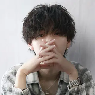 ミディアム パーマ メンズ RACCOON.TOKYO 渋谷店所属・メンズカット特化🐺 ウルフ[店長]置塩祥のヘアスタイル