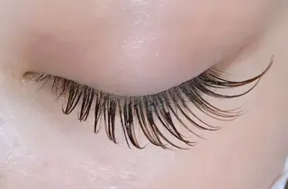 マツエク・マツパ BRISE erikaのマツエク・マツパデザイン