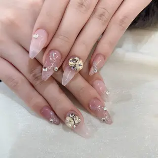 ネイル MoonNail ユリのネイルデザイン