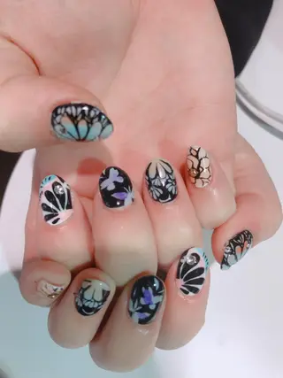 ネイル ネイルサロン トゥルースのネイルデザイン