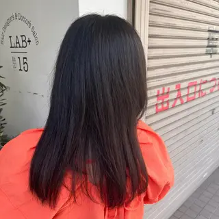 セミロング カラー よしだ しおりのヘアスタイル