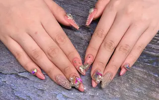 ネイル MOA NAIL所属・MoaNail🫶 Yoshiのネイルデザイン