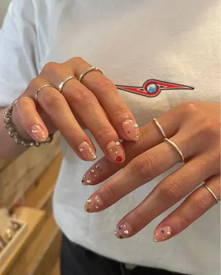 ネイル Nes.Nail所属・Miyagi Asamiのネイルデザイン