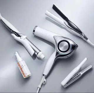 セミロング ✨美髪サラ艶トレンド 橋柿 実紀✨のヘアスタイル