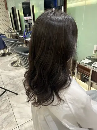 セミロング パーマ コテ巻き風パーマ✨ 韓国ヘア🤎近下菜央のヘアスタイル