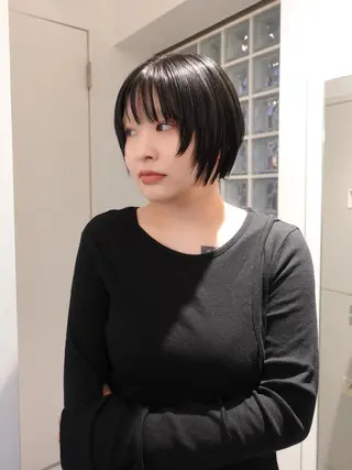 ショート カラー ヘアアレンジ mina 🌷のヘアスタイル