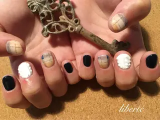 ネイル liberté (リベルテ)のネイルデザイン
