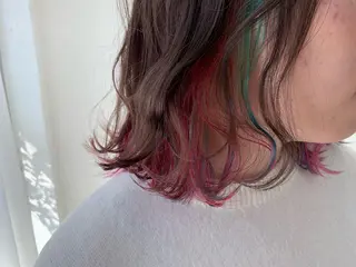 ミディアム カラー fio マナミのヘアスタイル