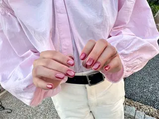 ネイル salon de 4H(サロンドフォーエイチ)所属・大貫 蓮衣のネイルデザイン