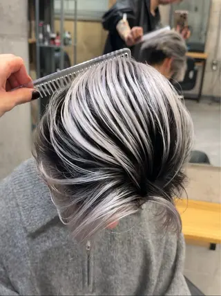 ミディアム カラー CHROMAN by become所属・RYUKI/ 複雑履歴ハイトーンのヘアスタイル