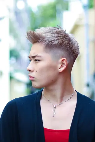 ショート カラー パーマ ヘアアレンジ メンズ キッズ ネイル マツエク・マツパ 髪質改善🇰🇷 レイヤーカット/梅田のヘアスタイル