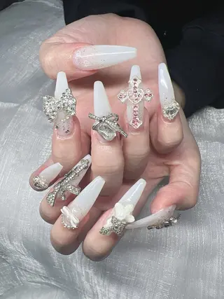 ネイル Lee Nailsのネイルデザイン
