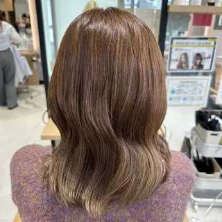 ミディアム カラー ヘアアレンジ 森田 美帆のヘアスタイル