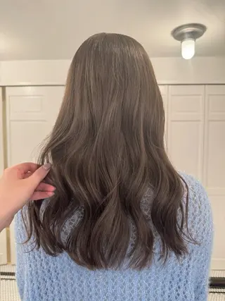 カラー ブリーチカラー🎀 韓国風/寺門美優のヘアスタイル