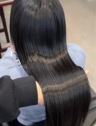 ロング 透明感カラー・ 髪質改善🩵イケダのヘアスタイル