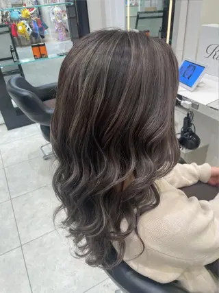 ロング カラー GOAT_茅ヶ崎 キシ サクラのヘアスタイル