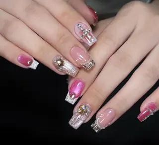 ネイル Pure&Rich Nailのネイルデザイン