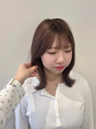 ミディアム 崎村 寧々のヘアスタイル