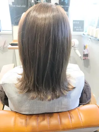 ミディアム 代表　清水稔也 オージュアソムリエのヘアスタイル