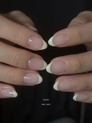 ネイル moe ⠀のネイルデザイン